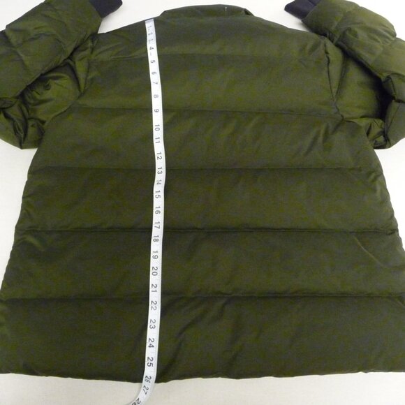 NWT Theory stand puffer jacket size Large - Picture 4 of 7